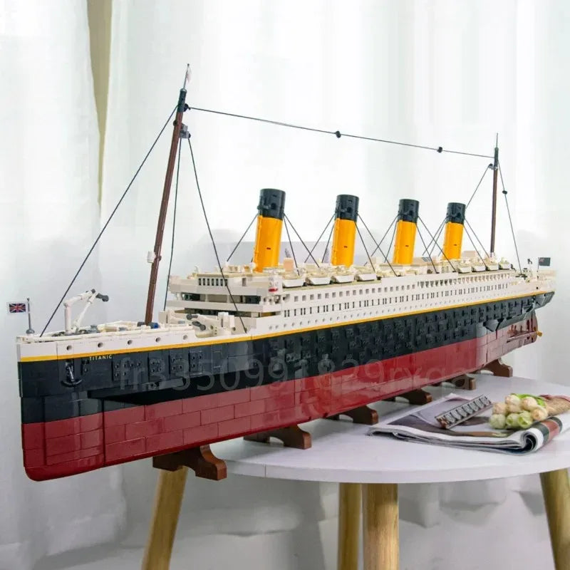 9090 Uds. Barco de crucero grande, barco de vapor, modelo Titanic, bloques de construcción, decoración de escritorio, regalos de cumpleaños Diy compatibles 10294