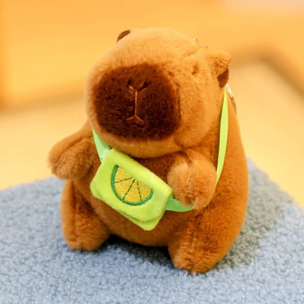 Lindo juguete de peluche de capibara de tamaño pequeño con alas Sudadera con capucha simulación muñeco de capibara juguete esponjoso regalos de cumpleaños