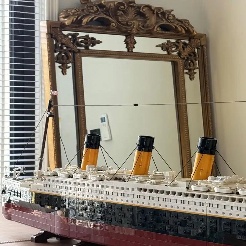 9090 Uds. Barco de crucero grande, barco de vapor, modelo Titanic, bloques de construcción, decoración de escritorio, regalos de cumpleaños Diy compatibles 10294