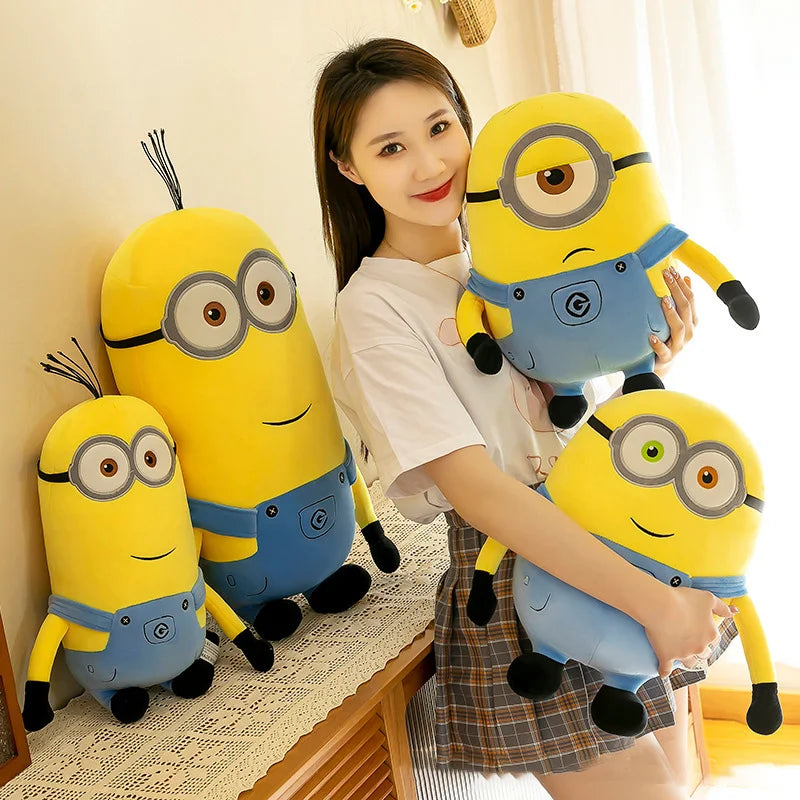 Minions película periferia amarillo peluche Bob Stuart juguetes de peluche en Jeans muñecas suaves almohada decoración niños regalo de cumpleaños