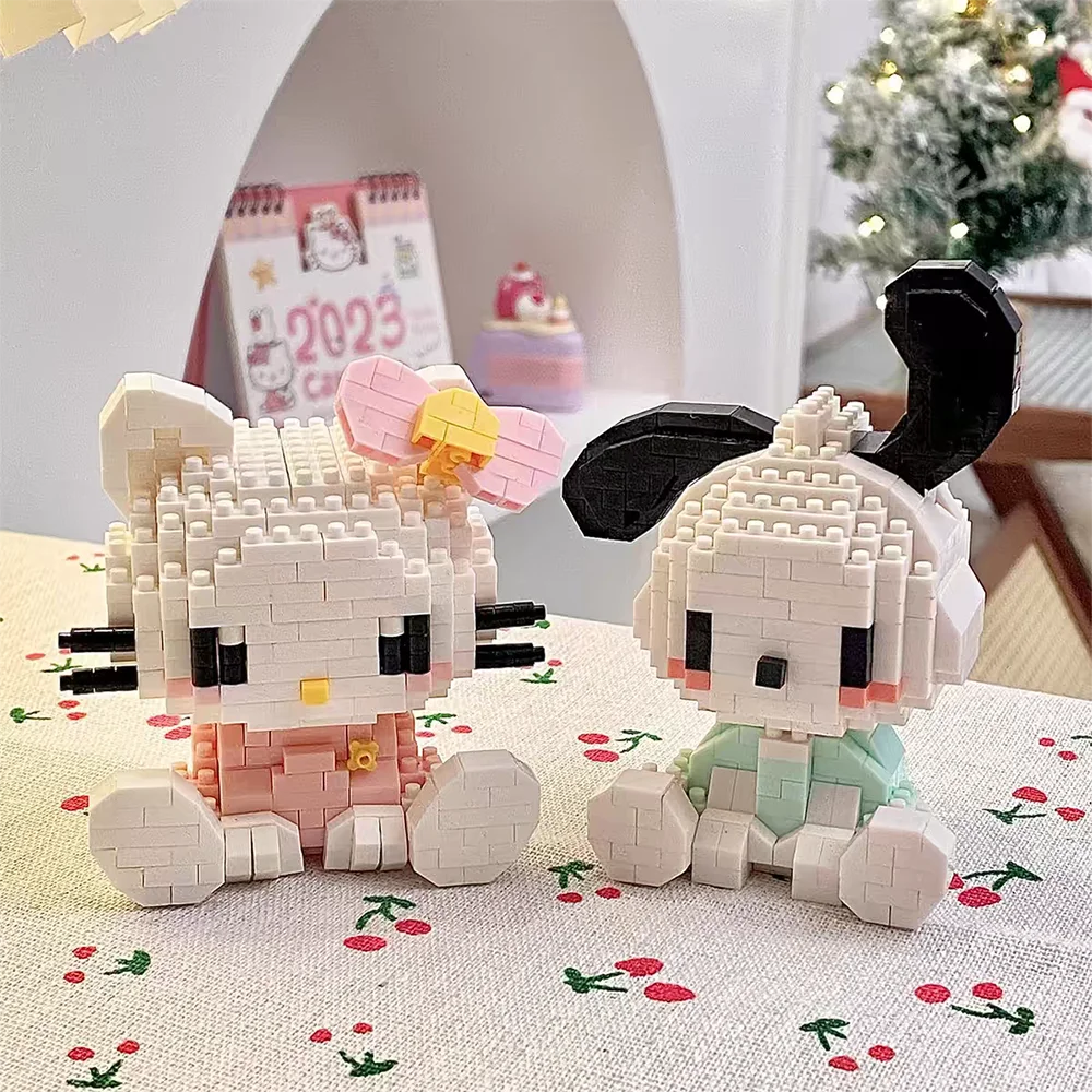 KEEPPLEY Sanrio Anime Hello Kitty My Melody Cinnamoroll pompurin Kuromi bloques de construcción para niñas, regalo de Navidad de vacaciones para niños